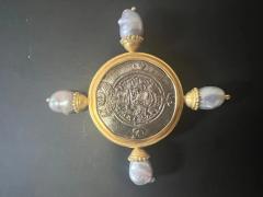Elizabeth Locke Elizabeth Locke Silver Saanian Roman Coin Sea Pearl 18k Gold Frame Pin or Brooch - 3011154