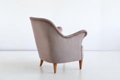 Elsa Gullberg Elsa Gullberg Armchair in Taupe Velvet and Elm Sweden Late 1930s - 1095614