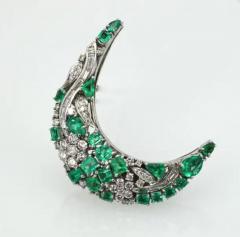 Emerald Diamond Crescent Brooch 14K 7 52 Carats - 3448755