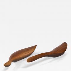 Emil Milan Emil Milan pair of carved walnut hors doeuvres servers USA 1960s - 3024956