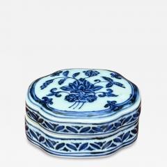 Emperor Xuande Marked Diminutive Lidded Box Blue and White Porcelain - 4729943