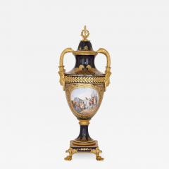 Empire style porcelain and gilt bronze Napoleon vase - 2332583