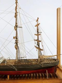 English 1870 Cutty Sark Clipper Hand Crafted Model Encased in Wood Glass 1970s - 4432512