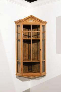 English 1875s Pine Hanging Corner Cabinet with Pointed Pediment and Glass Doors - 3491309