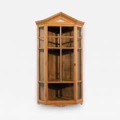 English 1875s Pine Hanging Corner Cabinet with Pointed Pediment and Glass Doors - 3493312