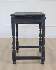 English 18th Century Painted Oak Side Table - 4663320