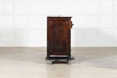 English 18thC Vernacular Oak Dresser Base - 4420198