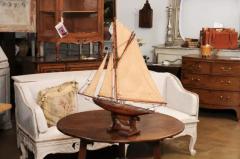 English 1920s Gaff Cutter Four Sail Pond Yacht on Stand with Solid Hull - 3604384