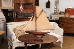 English 1920s Gaff Cutter Four Sail Pond Yacht on Stand with Solid Hull - 3604386