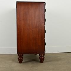 English 19th Century Bow Front Mahogany Chest - 3888023