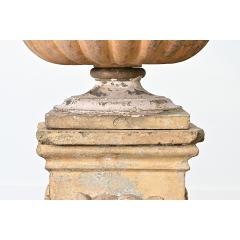 English 19th Century Doulton Campania Urn on Pedestal - 4550033
