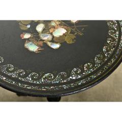 English 19th Century Ebonized Tilt top Tea Table - 4215729