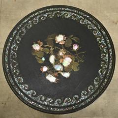 English 19th Century Ebonized Tilt top Tea Table - 4215746