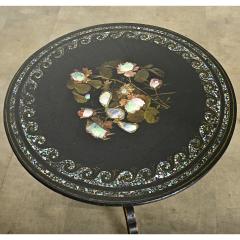 English 19th Century Ebonized Tilt top Tea Table - 4215774