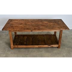 English 19th Century Farmhouse Table in Coffee Table Height - 4578119