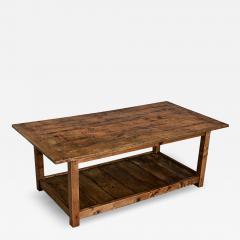 English 19th Century Farmhouse Table in Coffee Table Height - 4584048