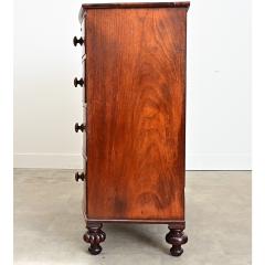 English 19th Century Mahogany Bowfront Chest of Drawers - 4615573