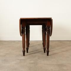 English 19th Century Mahogany Gateleg Drop leaf Table - 3236327