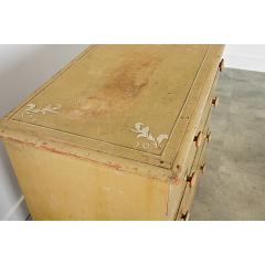 English 19th Century Painted Chest of Drawers - 4488758
