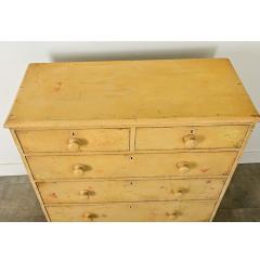 English 19th Century Painted Pine Chest with Flowers - 3888104