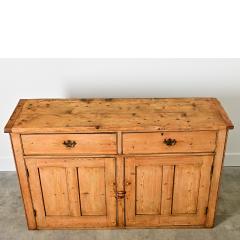 English 19th Century Pine Buffet Dresser - 4488769