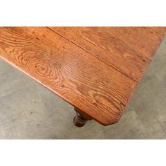 English 19th Century Pine Farmhouse Table - 4632774