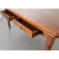 English 19th Century Pine Farmhouse Table with Drawers - 2362597