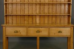 English 19th Century Pine Pot Board Dresser - 1885669