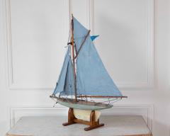 English 20th Century Bowman Carved Wood Gaff Cutter Pond Yacht - 4758280