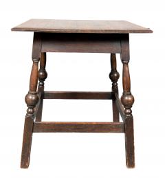 English Arts and Crafts Oak Table - 4396640