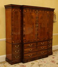 English Breakfront Wardrobe - 2657335