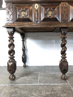 English Charles II Oak Long low Dresser Sideboard ca 1670 - 3837335