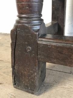 English Charles II Spindle Back 17th Century Oak Settle ca 1650 1670 - 2288735