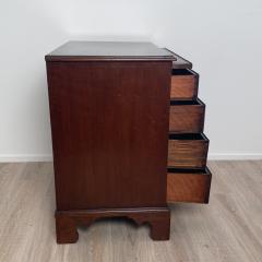 English Chest of Drawers with Brushing Slide circa 1790 - 1360304
