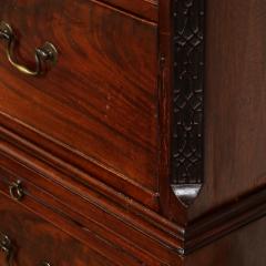 English Chest on Chest - 4754562