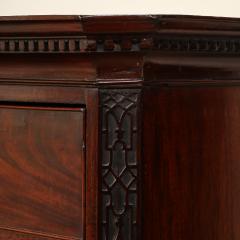 English Chest on Chest - 4754566