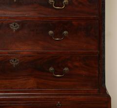 English Chest on Chest - 4754567