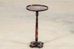 English Chinoiserie Lacquered Side Table - 4329059