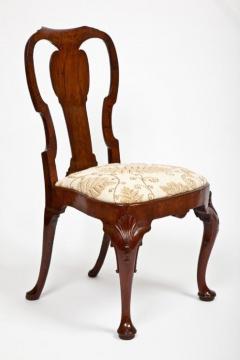 English George II Chair with Shell Motifs - 1215811