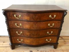 English George II Chippendale Style Mahogany and Amboyna Chest of Drawers - 1825768