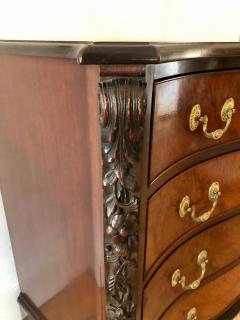 English George II Chippendale Style Mahogany and Amboyna Chest of Drawers - 1825770