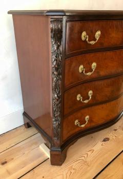 English George II Chippendale Style Mahogany and Amboyna Chest of Drawers - 1825772