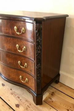 English George II Chippendale Style Mahogany and Amboyna Chest of Drawers - 1825776