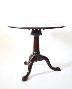 English George II Solid Mahogany Pillar and Claw Tilt Top Table circa 1740 - 4238901