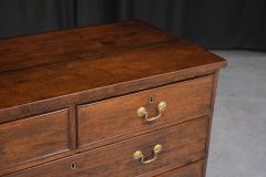 English George III Chest of Drawers - 2599461