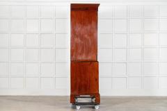English George III Walnut Linen Press - 4435661