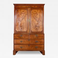 English George III Walnut Linen Press - 4435750