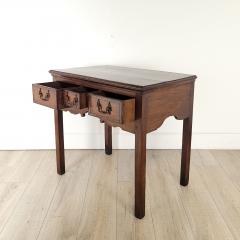 English Georgian Provincial Oak Side Table or Lowboy circa 1800 - 3766618