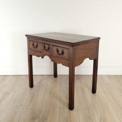 English Georgian Provincial Oak Side Table or Lowboy circa 1800 - 3766620