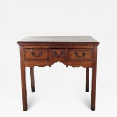 English Georgian Provincial Oak Side Table or Lowboy circa 1800 - 3769479